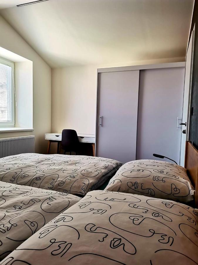 Apartment Hisa Lukc